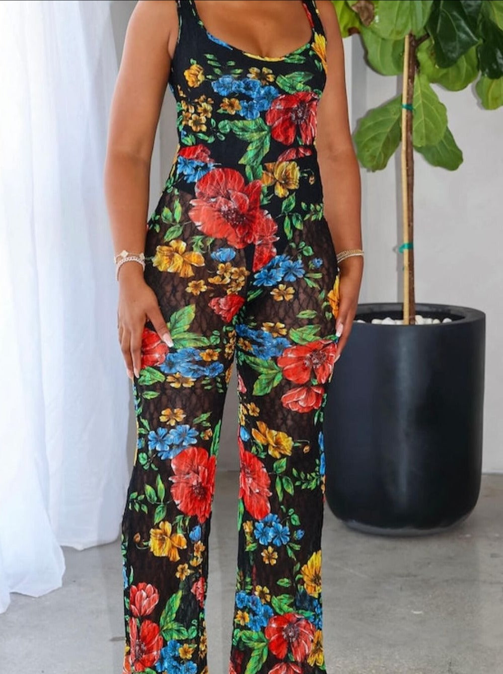 Chic Floral Print Suspender Jumpsuit